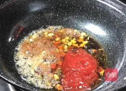 Illustration of how to make sweet and sour crispy grass carp 20