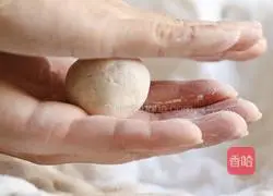 Illustration of how to make salty glutinous rice balls 14