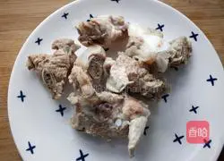 Lotus seed lily and Yuzhu soup recipe 5