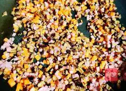 Illustration of making glutinous rice and siomai 3