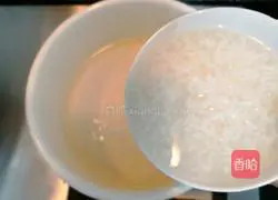 Illustration of how to make glutinous rice and egg drop sweet soup 6