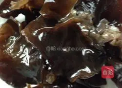 Illustration of how to make yam and pigeon soup 6