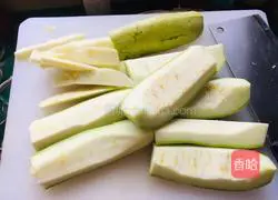 Illustration of how to make big meaty zucchini buns 4