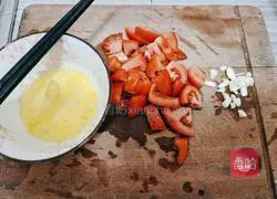 Illustration of how to make tomato and egg noodles 1