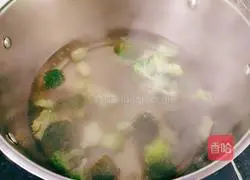 Illustration of how to make quail egg soup 9 