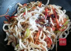 Illustration of how to make fried udon noodles 7