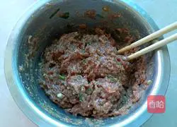 Illustration of how to make cabbage ball soup 4