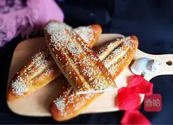 Illustration of making wheat-flavored red dates and sesame buns 26