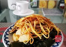 Illustration of how to make braised noodles with potatoes, beans, kelp and beef 7