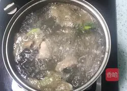 Illustration of how to make Fish Maw and Yuzhu Pork Ribs Soup 3