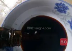 Illustration of how to make salty scallion noodles 8