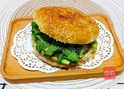 Illustration of how to make Roujiamo 11