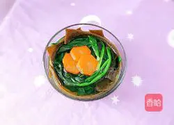 How to make spinach, carrot and kelp soup Illustration 1