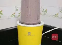 # Fruit Creative Dishes# Blueberry Banana Milkshake Recipe Illustration 6