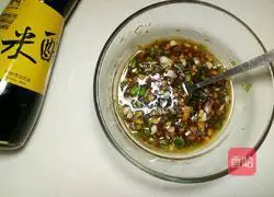 The cold preserved eggs will be ready in three minutes.Practice illustration 6