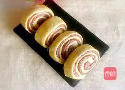 Illustration of two-color steamed buns 13