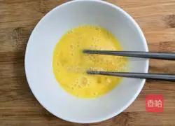Illustration of how to make glutinous rice and egg drop sweet soup 3
