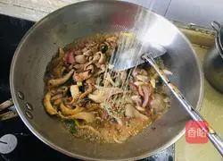 Illustration of how to make fried pork slices with mushrooms 7