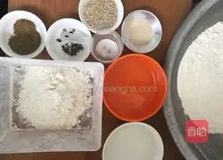 Thousand Layer Cake that falls crumbly Illustration of how to do it 1