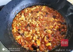 Illustration of how to make spinach noodles with mushroom and egg sauce 6