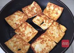 Illustration of how to make sweet and sour crispy tofu 5