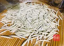 Illustration of how to make mutton buckwheat noodles and fish 1