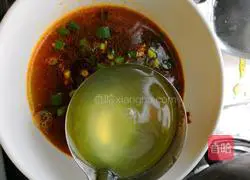 Illustration of how to make lazy noodle soup 4