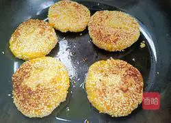 Sweet potatoes Cake - Illustration of how to make magical flour 7