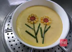 Illustration of how to make steamed eggs with flowers 7