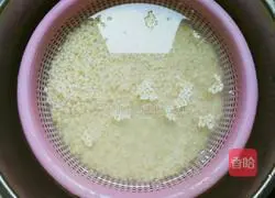 Illustration of how to make sweet fermented rice 1
