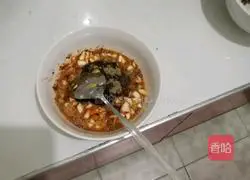 Illustration of how to make coleslaw 6