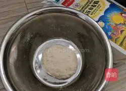 Illustration of how to make buns stuffed with lanceol filling 5