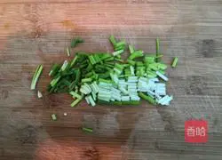 Illustration of how to make tomato and enoki mushroom tofu soup 7