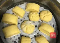Illustration of how to make pumpkin steamed buns 5