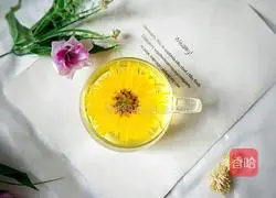 Linden honey gold silk Illustration of how to make royal chrysanthemum tea 9