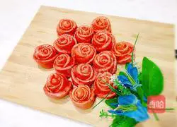 Illustration of how to make rose steamed buns 1