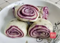 Illustration of how to make purple sweet potato rolls 11