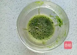 Illustration of how to make spinach florets 4