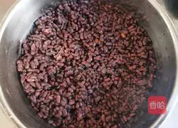 Illustration of how to make rhubarb rice and sticky bean buns 3