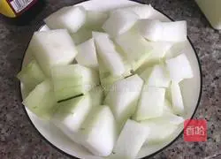 Winter Melon, Barley and Pork Ribs Soup Recipe Illustration 3