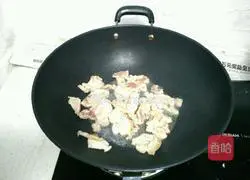 Illustration of how to make fried meat with garlic sprouts 5