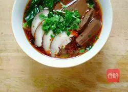 Illustration of how to make 饸饹 from sheep blood 9