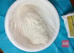 Illustration of how to make meat buns 3