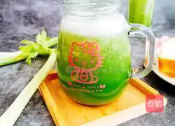 Celery and cucumber juice recipe 7