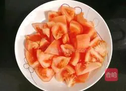 Tomato, fish ball and tofu soup recipe illustration 3