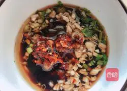 Illustration of how to make cold seaweed and black and white fungus (gastrointestinal cleaner) 7