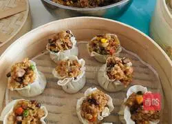 Illustration of how to make Shaomai 18