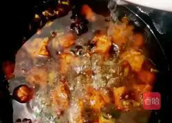 Illustration of Beef Brisket Stewed with Potatoes 16