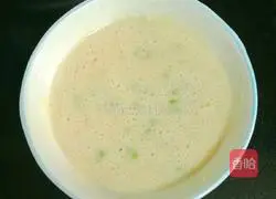 Illustration of how to make loofah and shrimp cakes (baby food supplement) 11