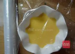 Illustration of how to make milk and egg custard 6